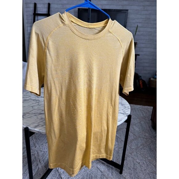 Lululemon Heathered Soleil Drysense Training Short Sleeve Shirt Mens Size XS - Picture 3 of 6